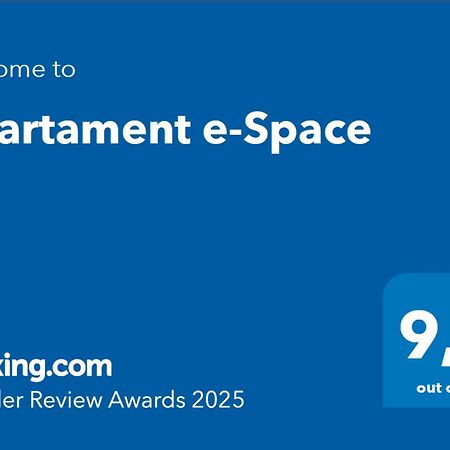 Apartament E-Space เชชูฟ ภายนอก รูปภาพ