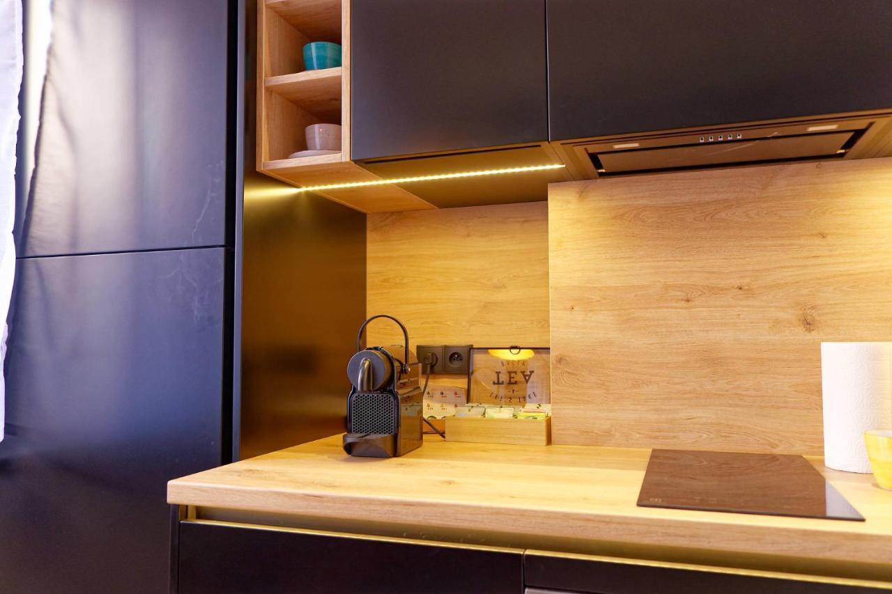 Apartament E-Space เชชูฟ ภายนอก รูปภาพ