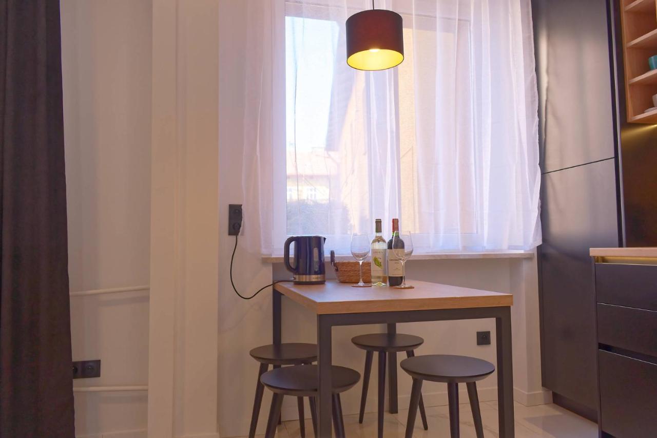 Apartament E-Space เชชูฟ ภายนอก รูปภาพ