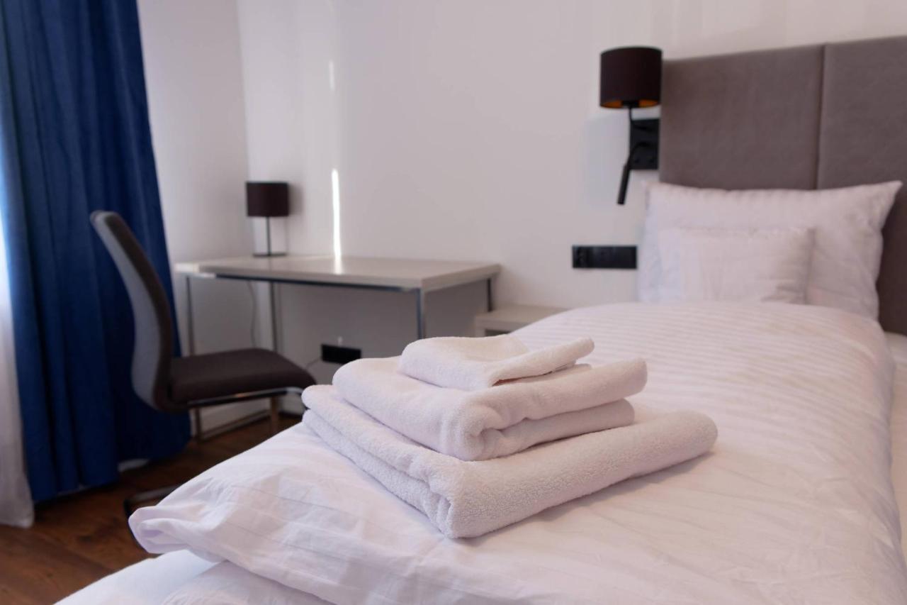 Apartament E-Space เชชูฟ ภายนอก รูปภาพ